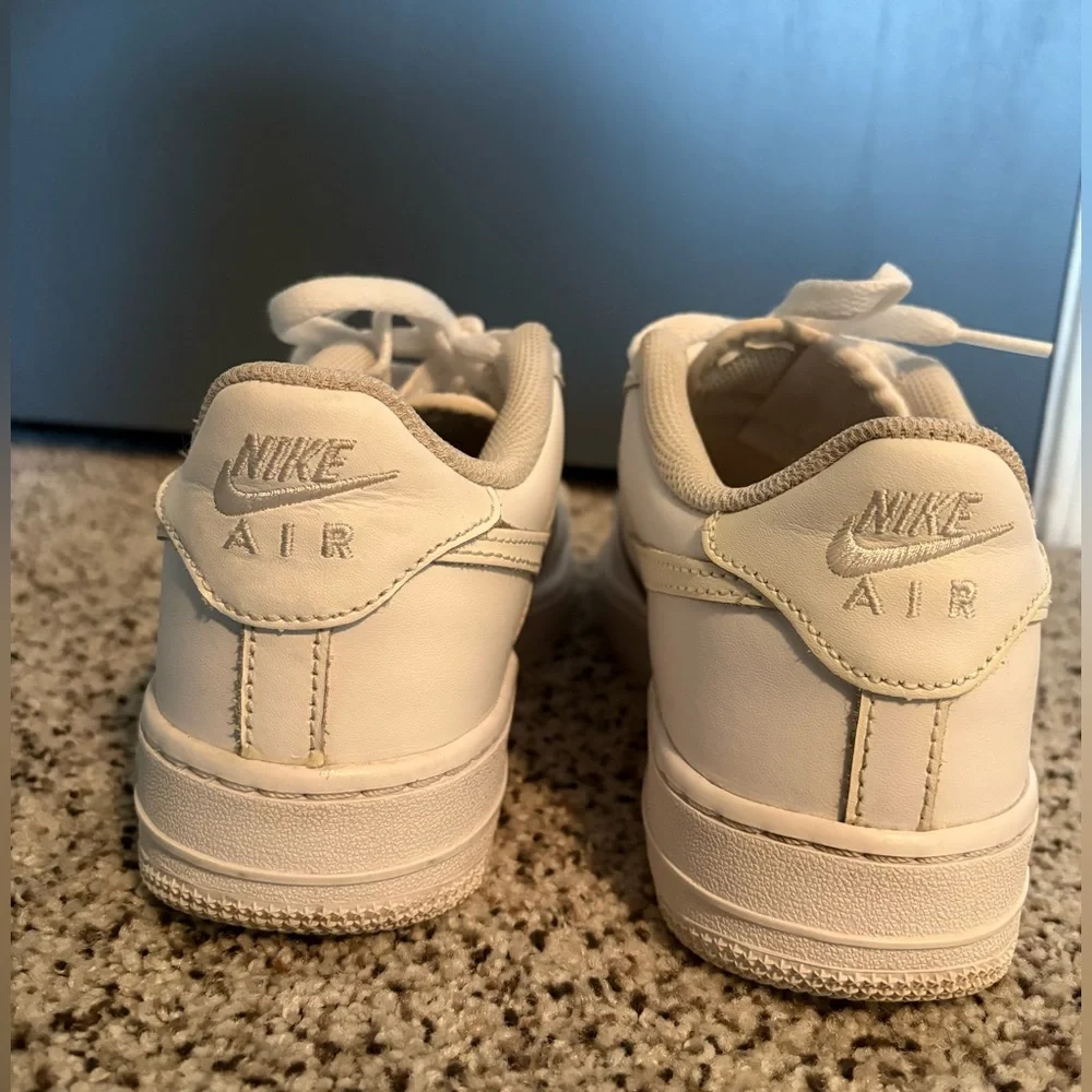 Nike Airforce - Picture 4 of 5